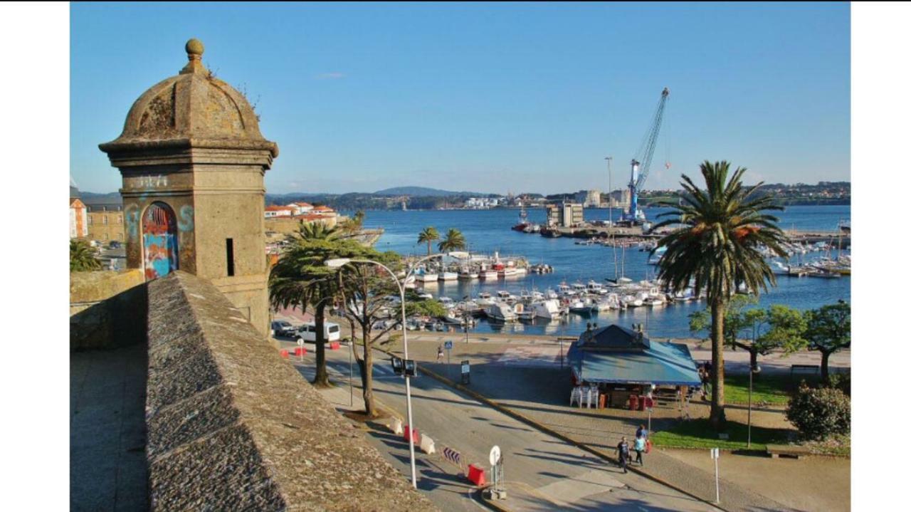 Apartamento Turistico En Pleno Centro De Ferrol Apartment Exterior photo